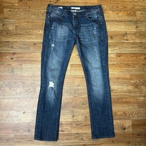 Vigoss ‘The Ritz’ women’s Blue Straight Leg Jeans with Distressed Details